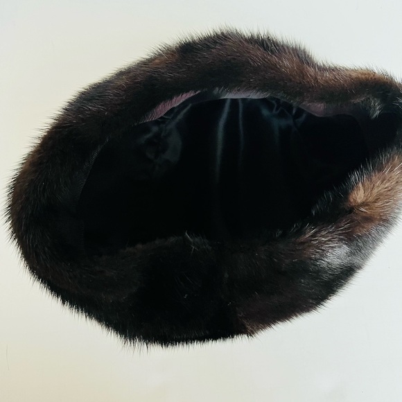 Mink Fir Hat - Picture 4 of 5